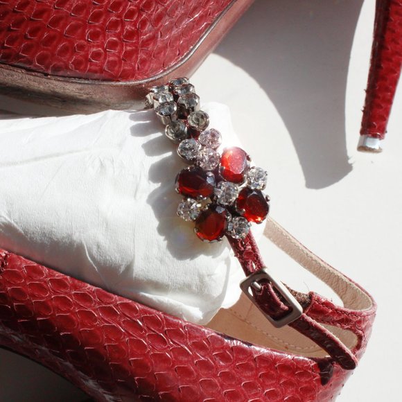 Nina Ricci Burgundy Snake Leather Swarovski Heel - Picture 3 of 8